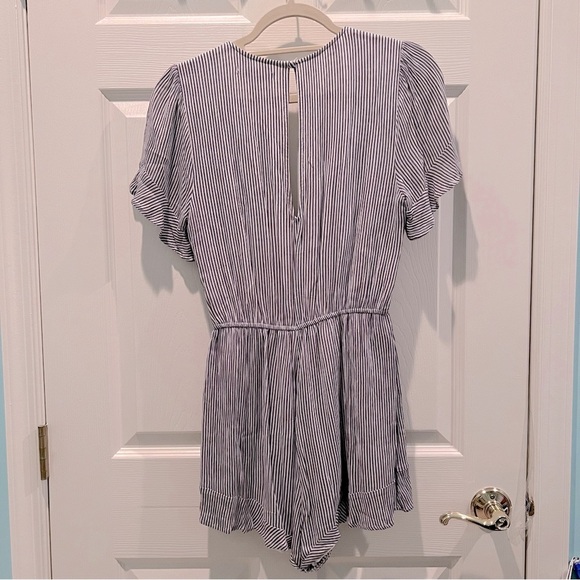 Abercrombie Blue Strip Wrap-Front Romper Size M - Picture 3 of 7